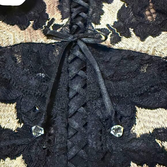 Victorias secret black & nude corset top lace tie up the front bra size 36D - Picture 6 of 9